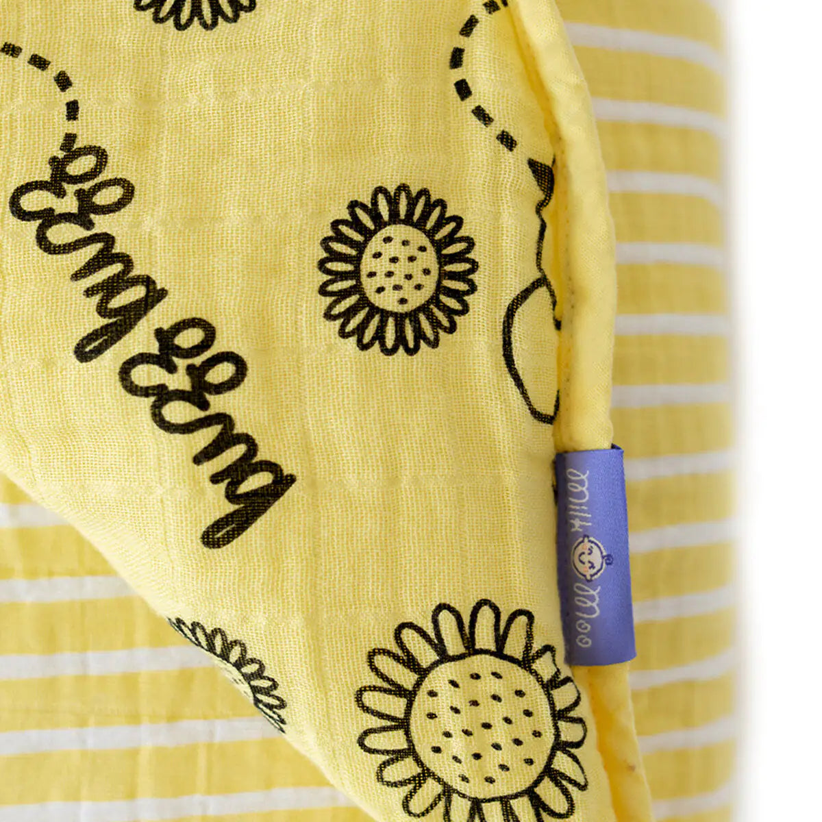 Milk&Moo Buzzy Bee Baby Muslin Fiber Filled Blanket